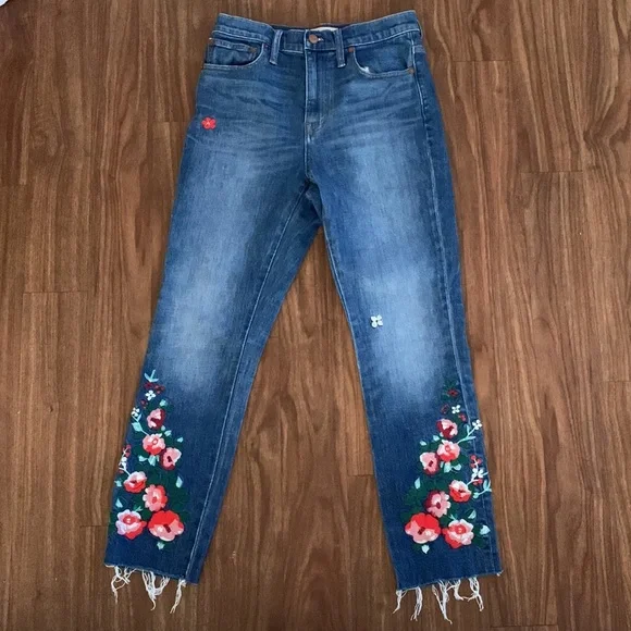🎉 HOST PICK x2 🎉 Madewell Embroidered Flower Jeans 🌺 - Picture 4 of 7